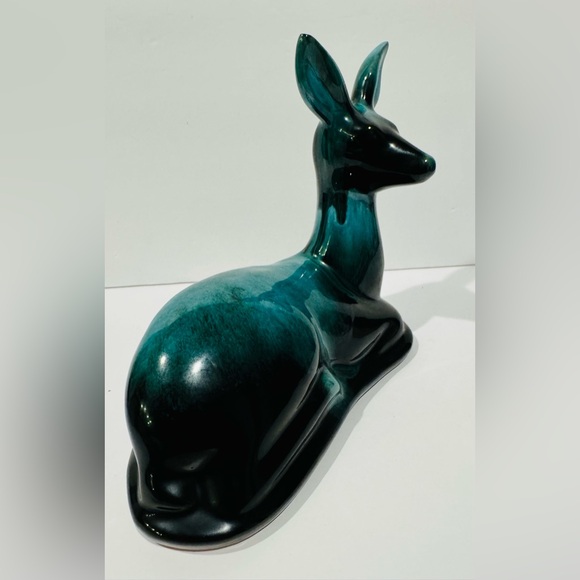 Vintage Blue Mountain Pottery Deer - Picture 3 of 11
